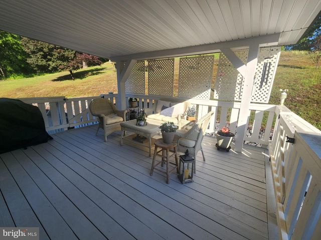 14464 LIPSCOMB HILL LN, Milford, VA 22514