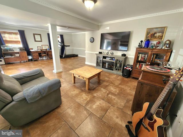 14464 LIPSCOMB HILL LN, Milford, VA 22514