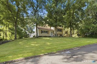 6 Cherrywood Drive, Ellington, CT 06029