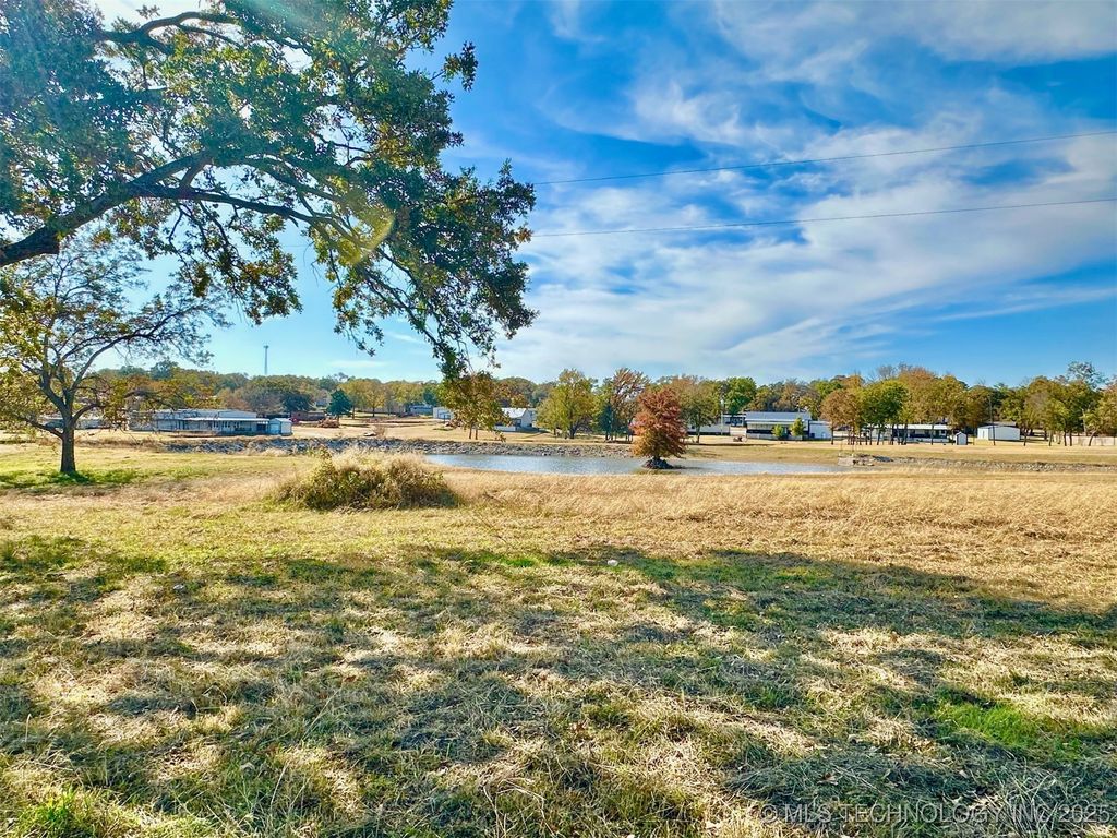 4605 Skiver Lane, Kingston, OK 73439