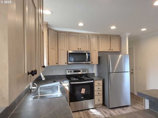 16251 Se 84TH Ave, Milwaukie, OR 97267