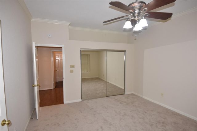 7910 Park Hollow Court, Houston, TX 77095