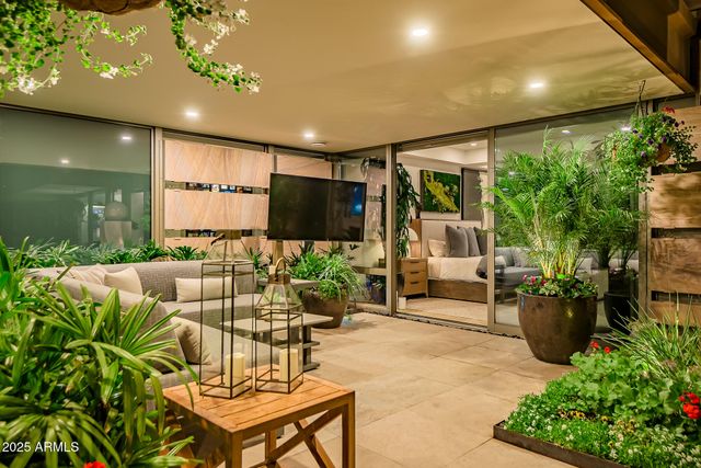 7167 E RANCHO VISTA Drive 3002, Scottsdale, AZ 85251