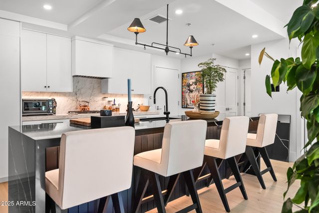 7167 E RANCHO VISTA Drive 3002, Scottsdale, AZ 85251