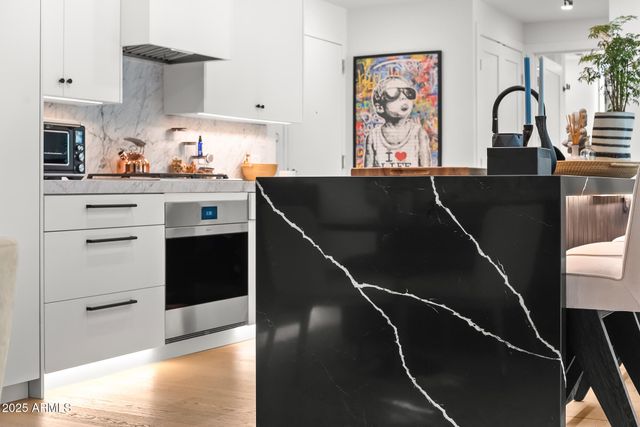 7167 E RANCHO VISTA Drive 3002, Scottsdale, AZ 85251