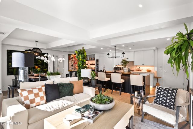 7167 E RANCHO VISTA Drive 3002, Scottsdale, AZ 85251