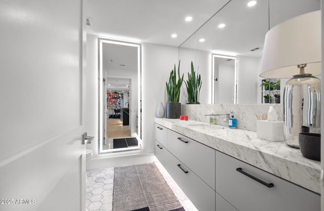 7167 E RANCHO VISTA Drive 3002, Scottsdale, AZ 85251