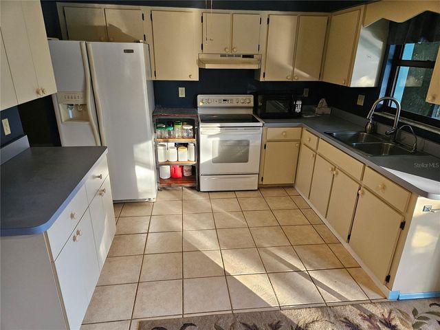 17461 WELLSLEY AVENUE, Port Charlotte, FL 33954