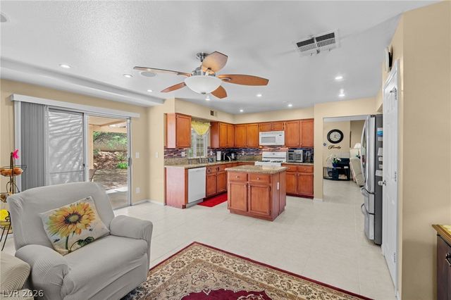 6568 Bradford Lane, Las Vegas, NV 89108