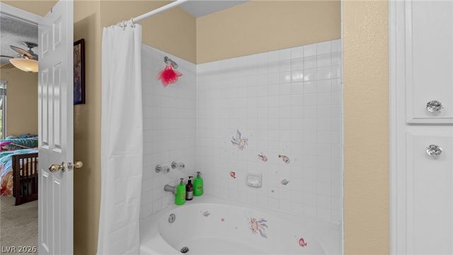 6568 Bradford Lane, Las Vegas, NV 89108