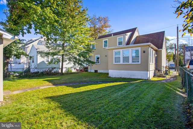122 HUFF AVE, Trenton, NJ 08618