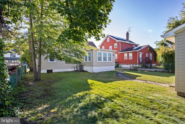 122 HUFF AVE, Trenton, NJ 08618