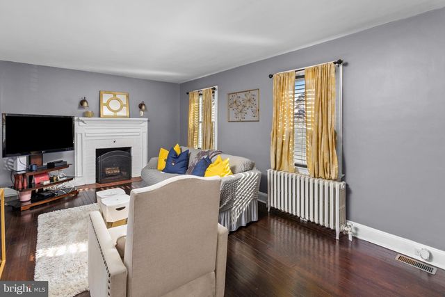 122 HUFF AVE, Trenton, NJ 08618