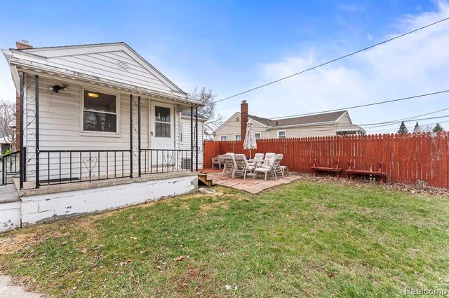 13656 Ward Street, Southgate, MI 48195