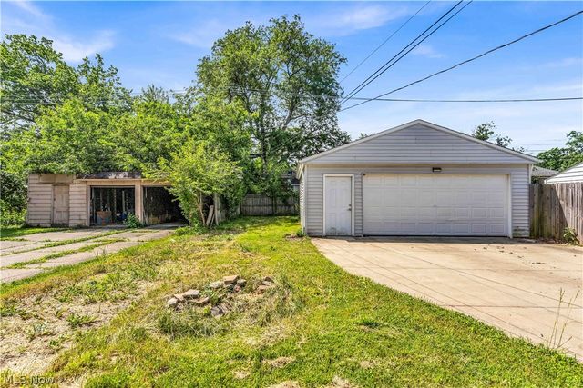 2411 Brookdale Avenue, Parma, OH 44134