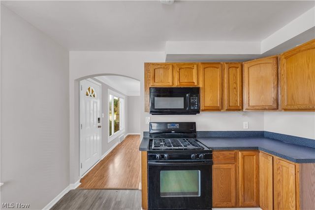 2411 Brookdale Avenue, Parma, OH 44134