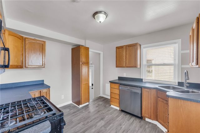 2411 Brookdale Avenue, Parma, OH 44134