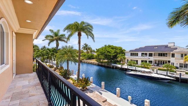929 Banyan Drive, Delray Beach, FL 33483