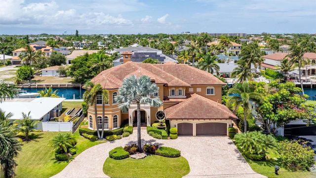 929 Banyan Drive, Delray Beach, FL 33483