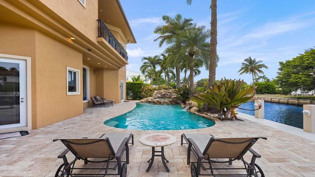 929 Banyan Drive, Delray Beach, FL 33483