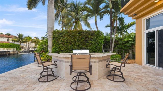 929 Banyan Drive, Delray Beach, FL 33483