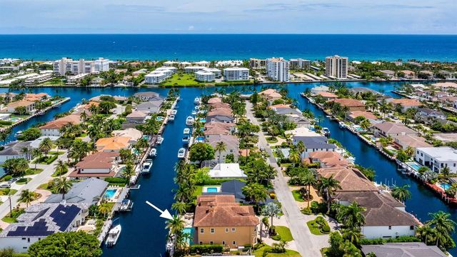 929 Banyan Drive, Delray Beach, FL 33483