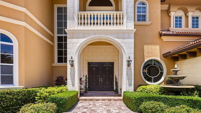 929 Banyan Drive, Delray Beach, FL 33483