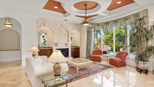 929 Banyan Drive, Delray Beach, FL 33483
