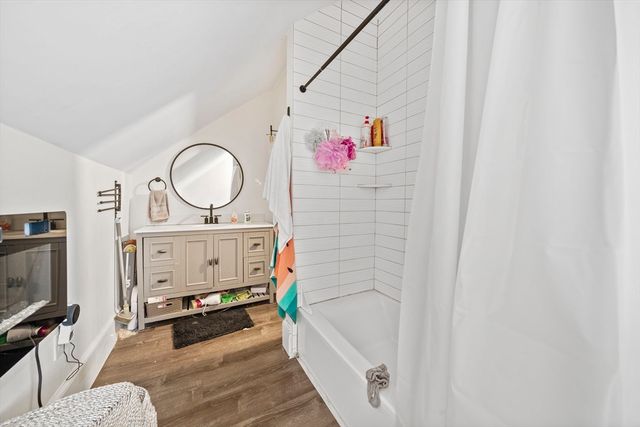 91 Elm St, Quincy, MA 02169