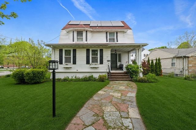 91 Elm St, Quincy, MA 02169