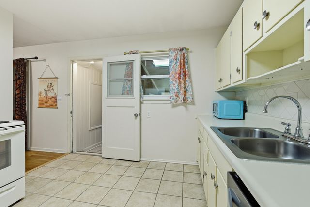 368 Lynwood Drive, Charleston, SC 29414