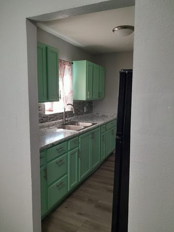 1209 Greenwood, Dothan, AL 36301