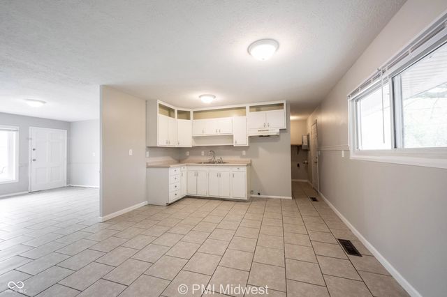 5925 Sunwood Drive, Indianapolis, IN 46224