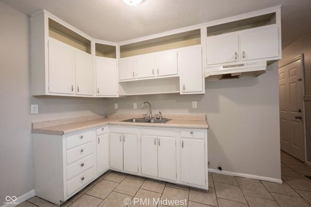 5925 Sunwood Drive, Indianapolis, IN 46224