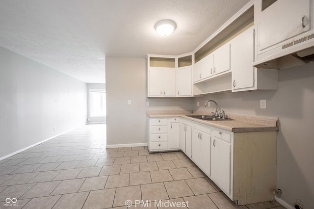 5925 Sunwood Drive, Indianapolis, IN 46224