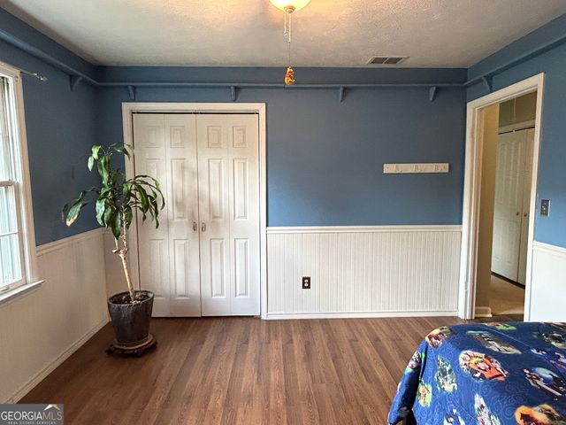 733 Fallowfield Drive, Loganville, GA 30052