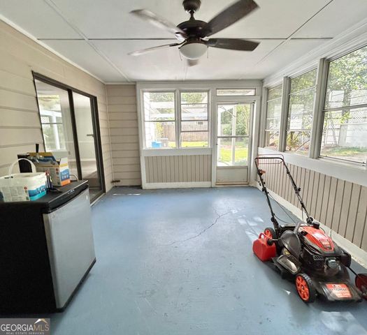 733 Fallowfield Drive, Loganville, GA 30052