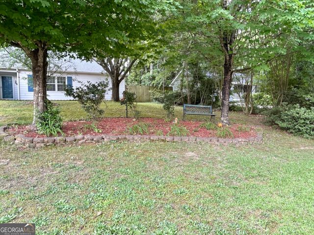 733 Fallowfield Drive, Loganville, GA 30052
