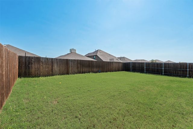 1912 Fox Glove Street, Royse City, TX 75189