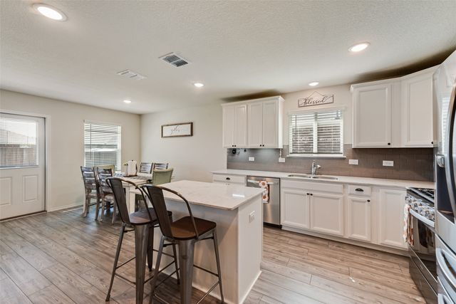 1912 Fox Glove Street, Royse City, TX 75189