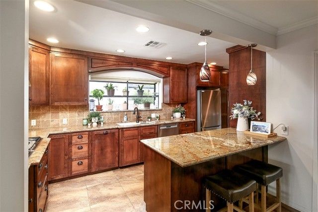 328 N. Alta Vista Ave, Monrovia, CA 91016
