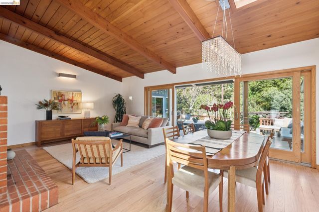 3500 Rubin Dr, Oakland, CA 94602