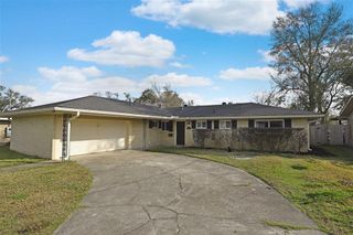 4307 Oaklawn Street, Lake Charles, LA 70605