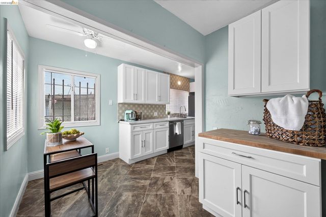 1456 86Th Ave, Oakland, CA 94621