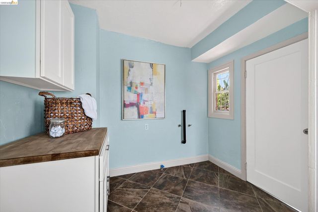 1456 86Th Ave, Oakland, CA 94621
