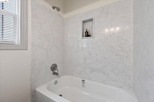 1456 86Th Ave, Oakland, CA 94621