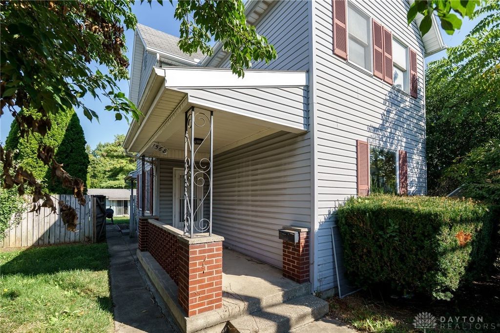 1568 Lagonda Avenue, Springfield, OH 45503