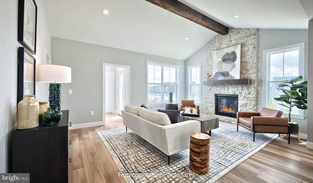 524 STONE GATE BLVD, Annville, PA 17003
