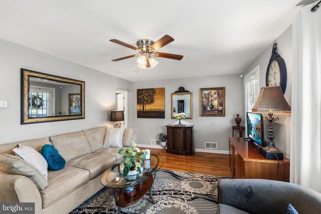 129 STANLEY LN, New Castle, DE 19720