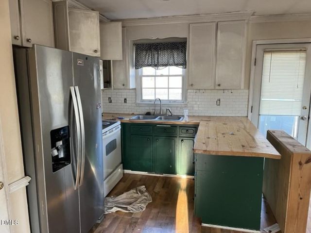 370 Sanders Road, Benson, NC 27504